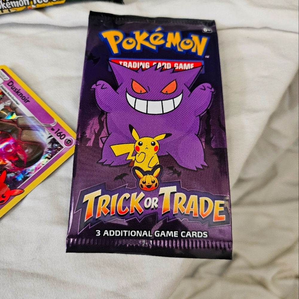 Pokémon Trick or Trade Mini Booster Packs set of 5 Individual Packs